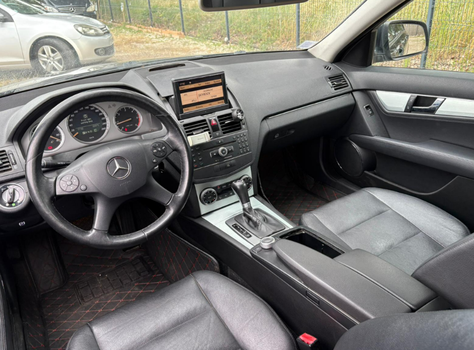 Mercedes Classe C 220 BVA Avant-Garde — photo 4